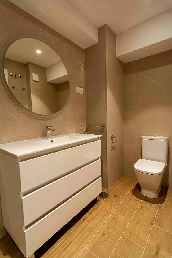 Apartamentos 1 Abril Μάλαγα