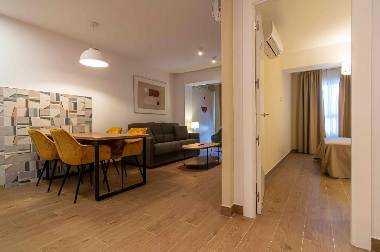 Apartamentos 1 Abril Μάλαγα