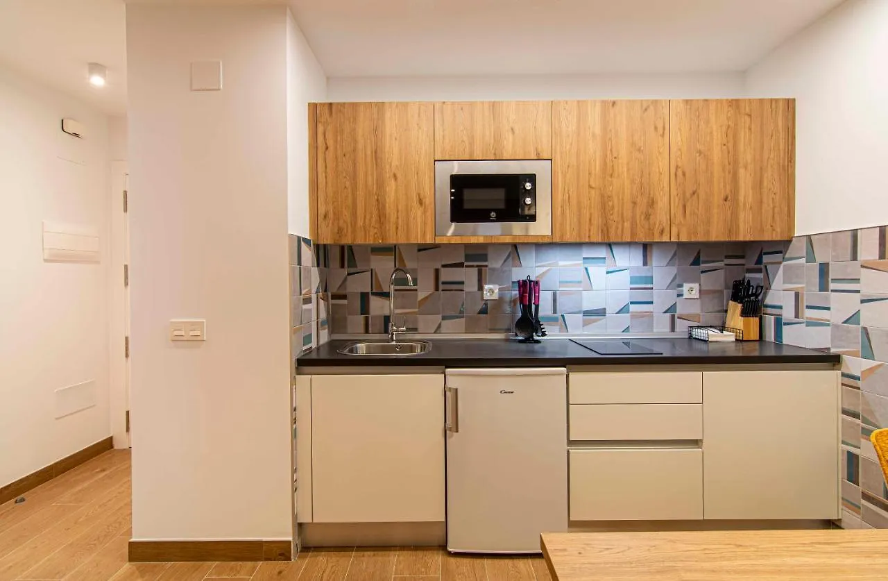 Apartamentos 1 Abril Malaga 0*,  Spain